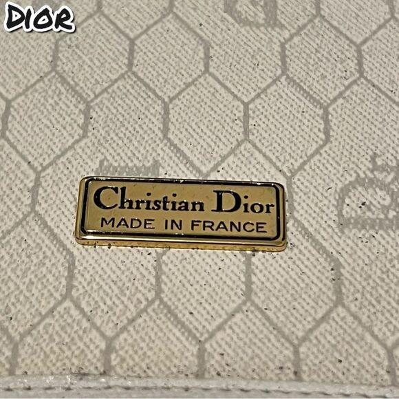 Vintage Christian Dior White Saddle Crossbody Bag with Gold Hardware - Picture 9 of 16